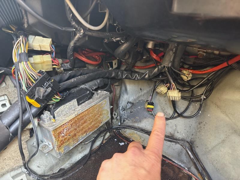 passenger footwell electronics